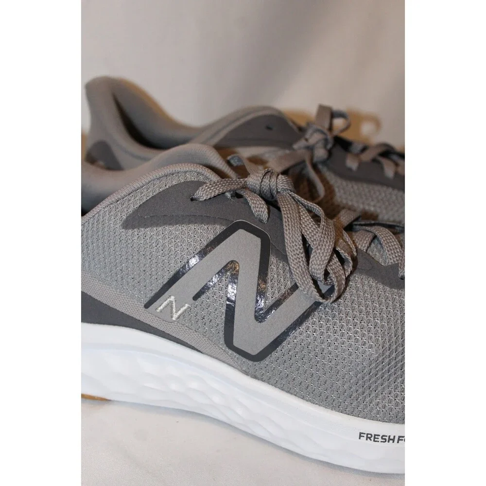 New Balance Arishi V4 Fresh Foam Men's Athletic Running Shoes‎ Gray Sz 11 EEEE